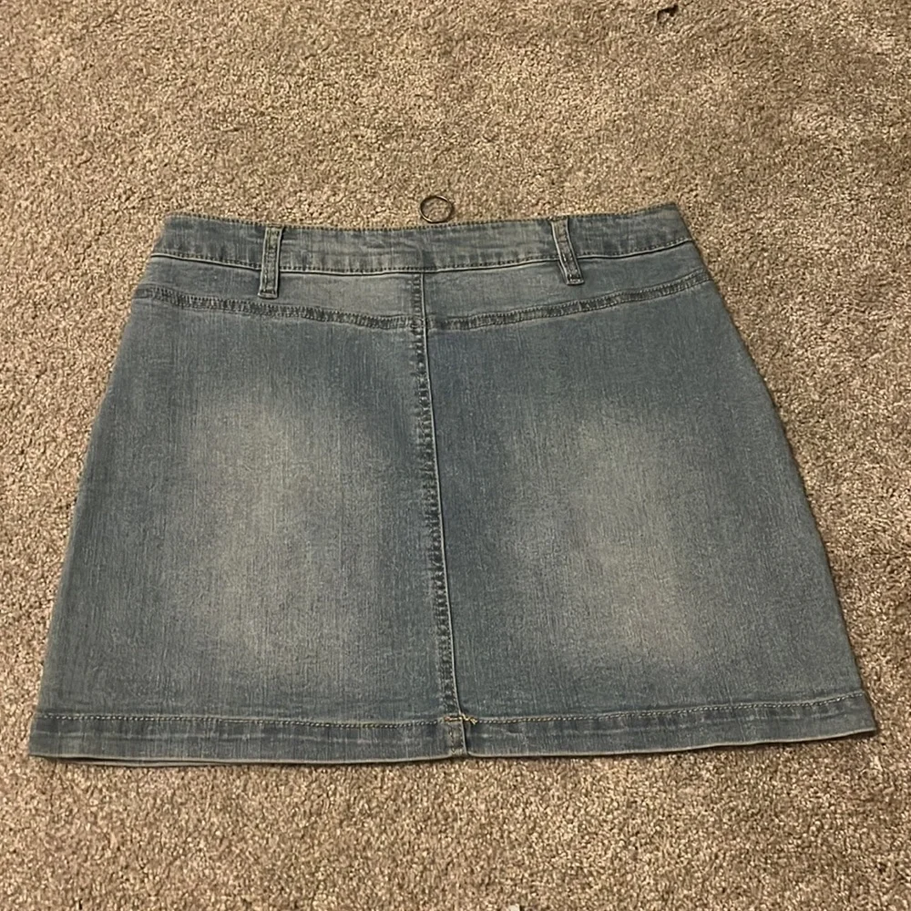 BlueSpice Jean Skirt - Picture 4 of 4